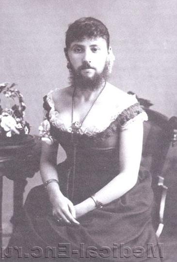 бородата жінка